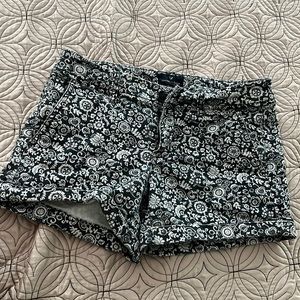 American Eagle size 4 summer shorts